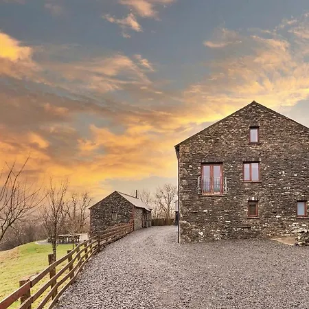 Finest Retreats - Bretherdale Barn Тибей