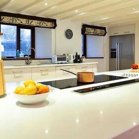 Finest Retreats - Bretherdale Barn 別荘 *