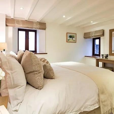 Finest Retreats - Bretherdale Barn Тибей