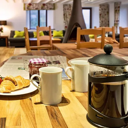 Finest Retreats - Bretherdale Barn Тибей