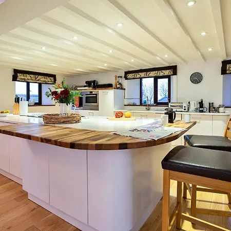 Finest Retreats - Bretherdale Barn