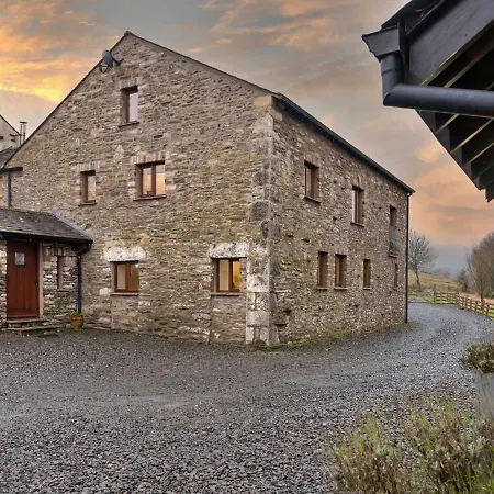 בית נופש Finest Retreats - Bretherdale Barn טיביי